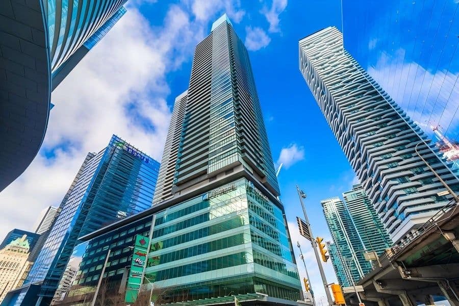 55 Bremner Boulevard 2306, Toronto C01, ON M5J 0A6