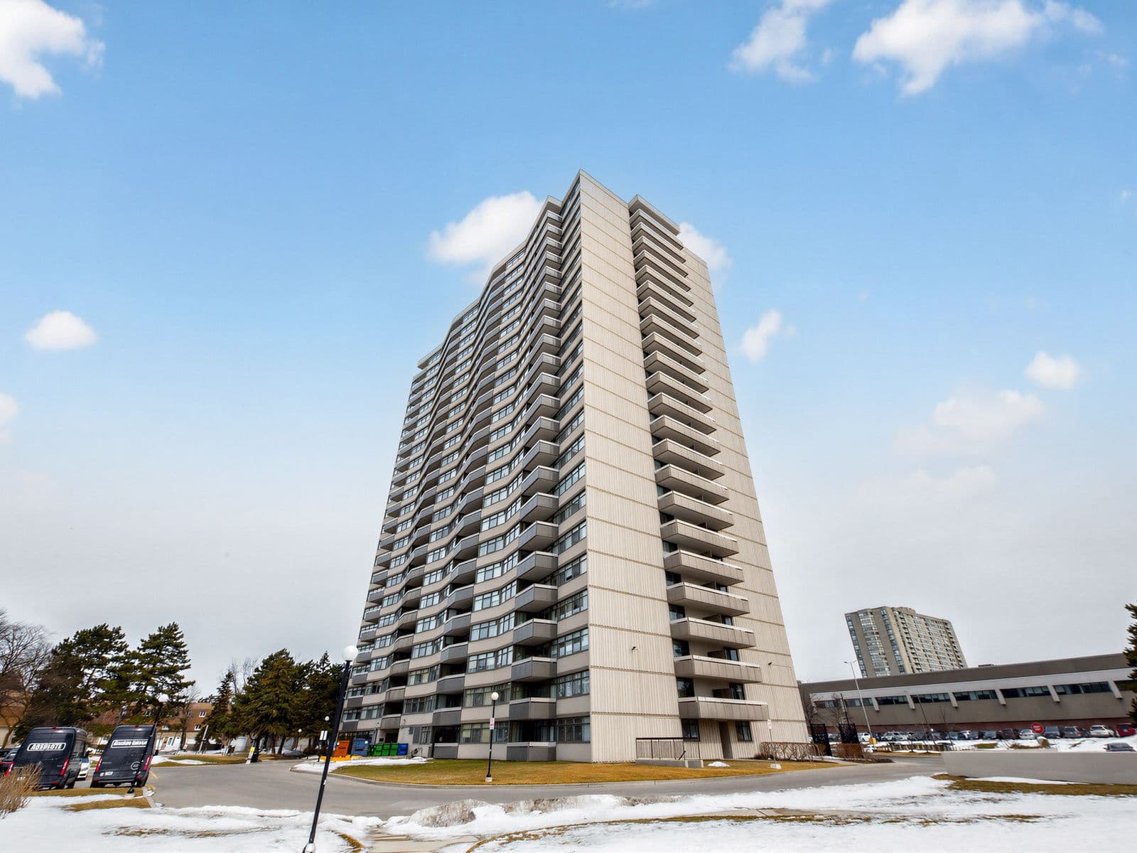 3131 Bridletowne Circle 908, Toronto E05, ON M1W 2S9