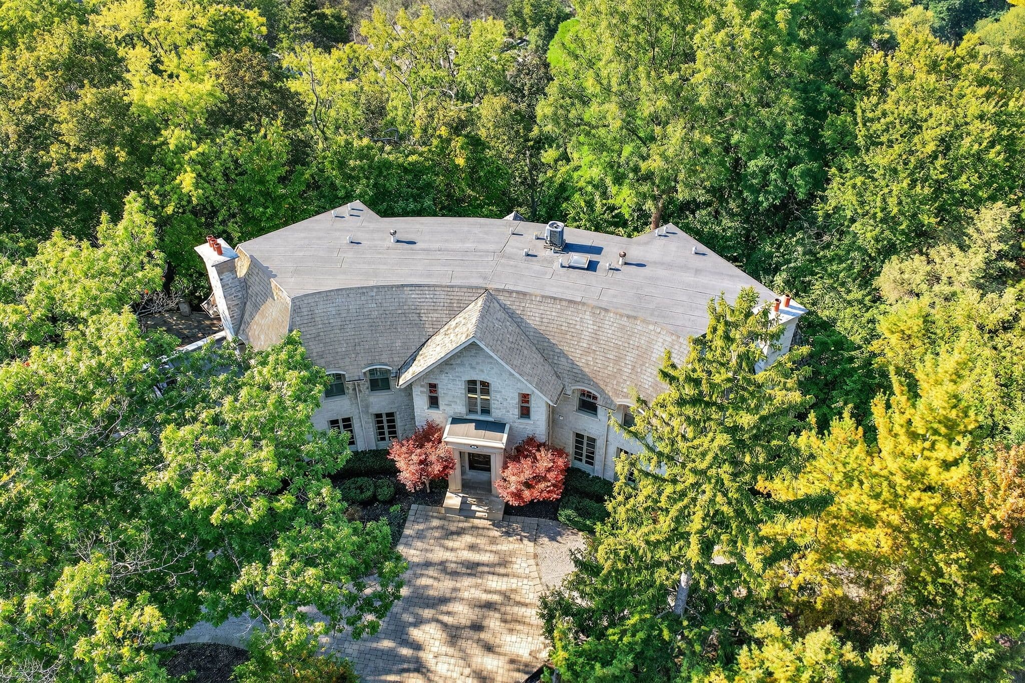 36 Old Yonge Street, Toronto C12, ON M2P 1P7