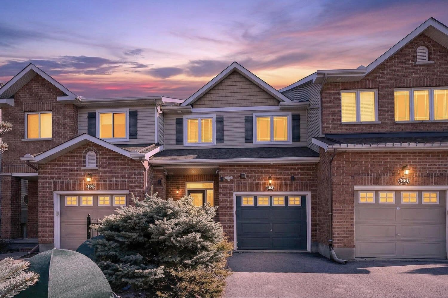 102 Windance Crescent, Kanata, ON K2W 0A7