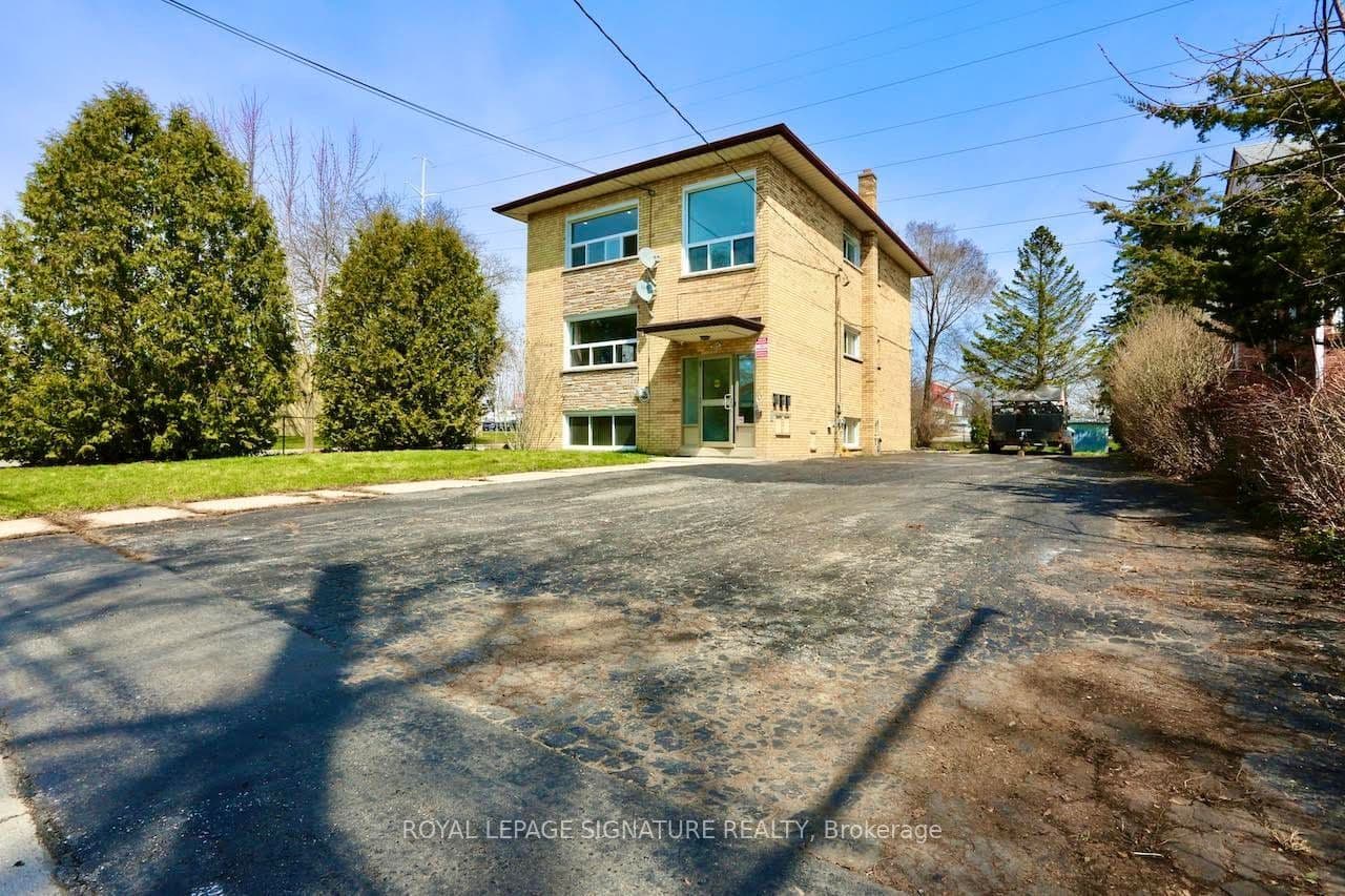 394 Thiel Street 1, London East, ON N5W 4P8