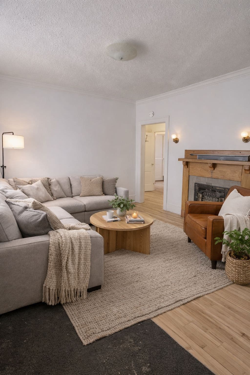 28 Springhurst Avenue 6, Toronto W01, ON M6K 1B3