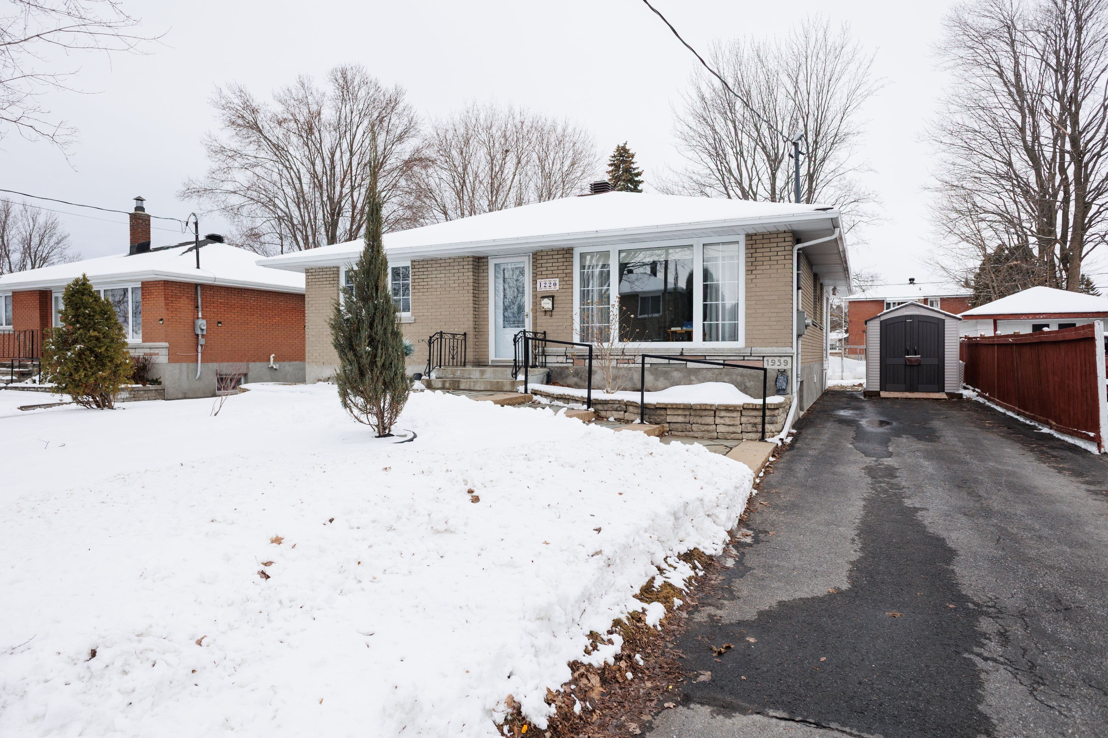 1220 Caswell Crescent, Cornwall, ON K6J 4V6