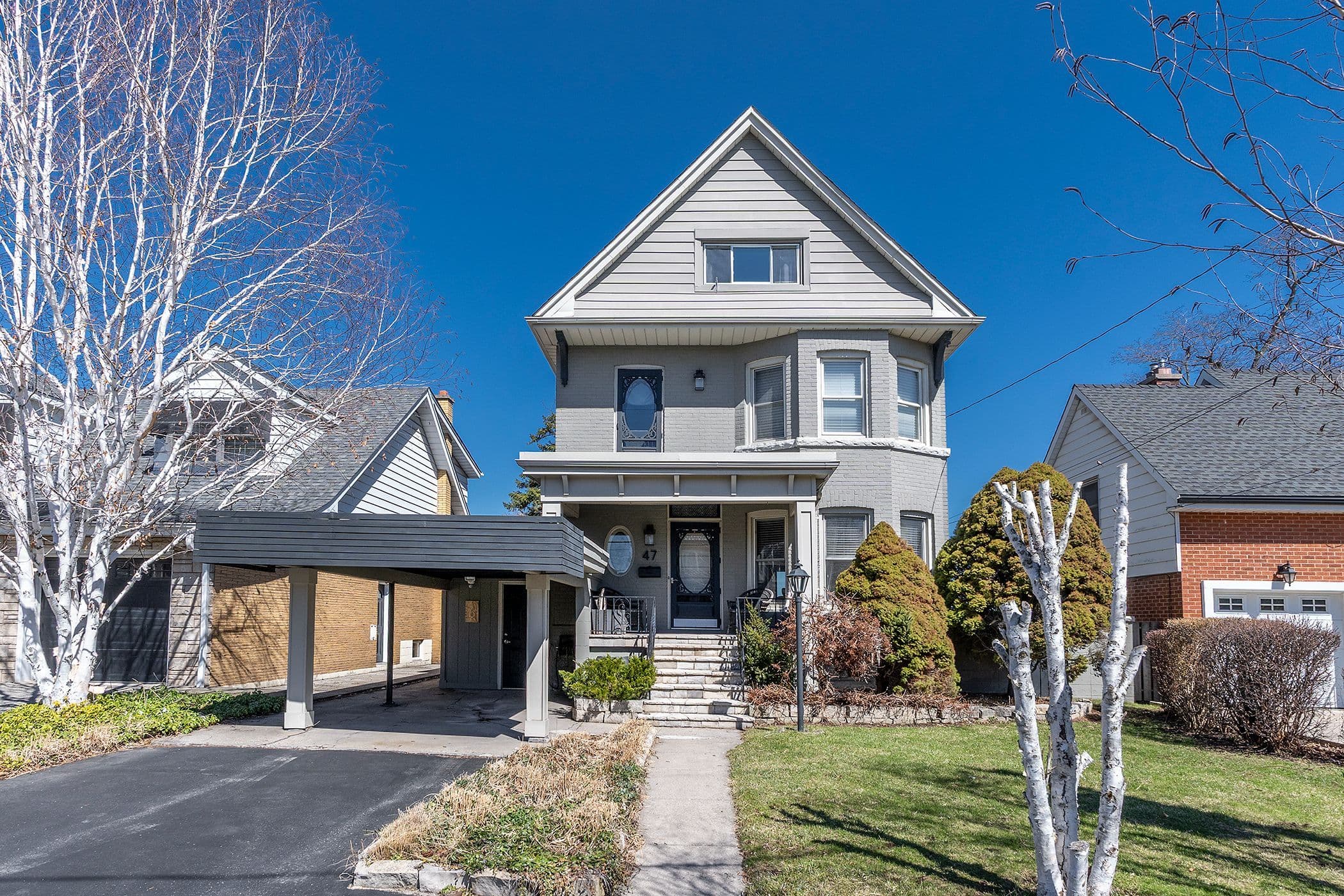 47 Mountain Park Avenue, Hamilton, ON L9A 1A1