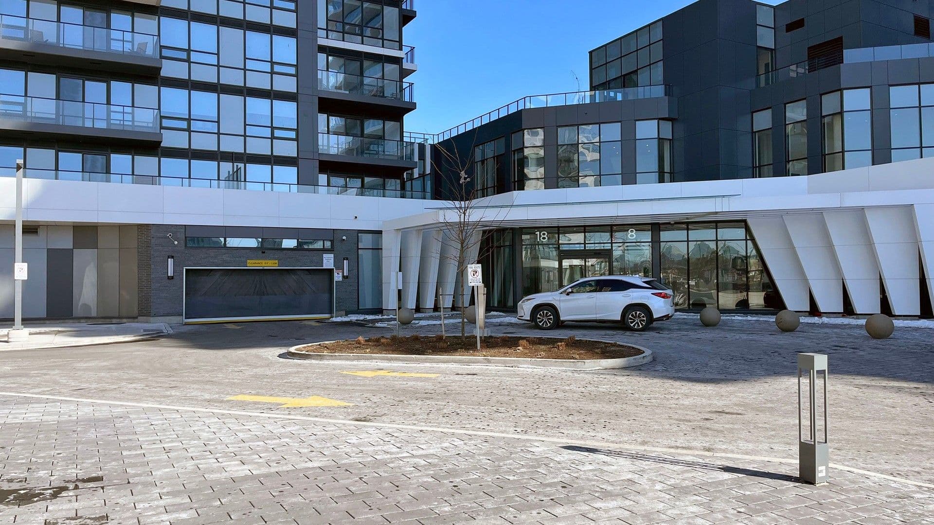 18 Water Walk Drive 3106, Markham, ON L3R 6L5