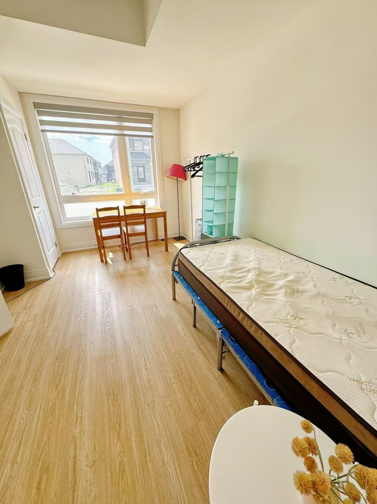 MAIN 82 Robert Eaton Avenue, Markham, ON L3S 0G2