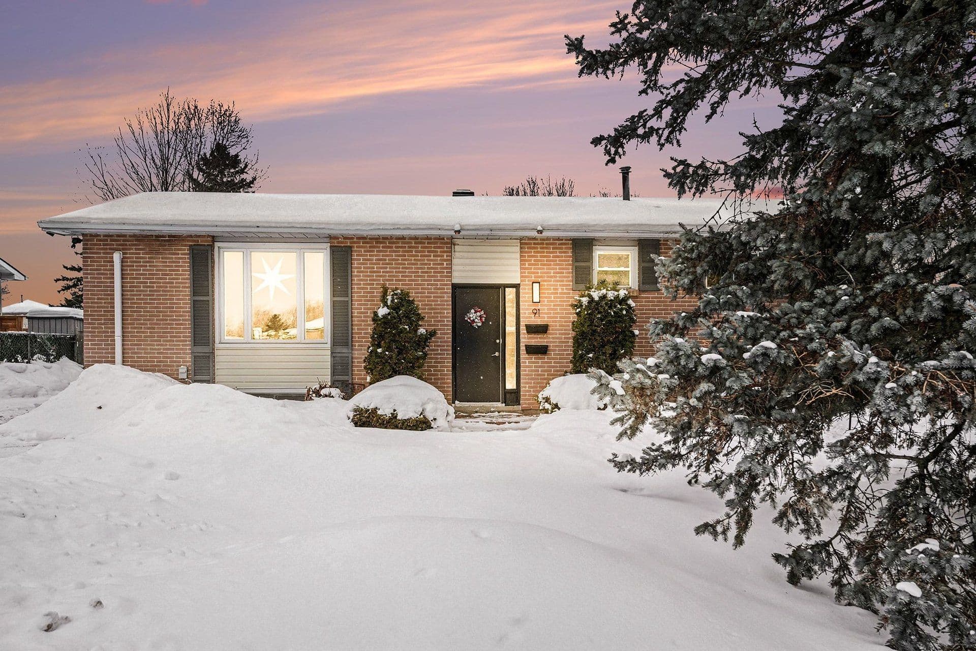 91 Sheldrake Drive, Kanata, ON K2L 1T1