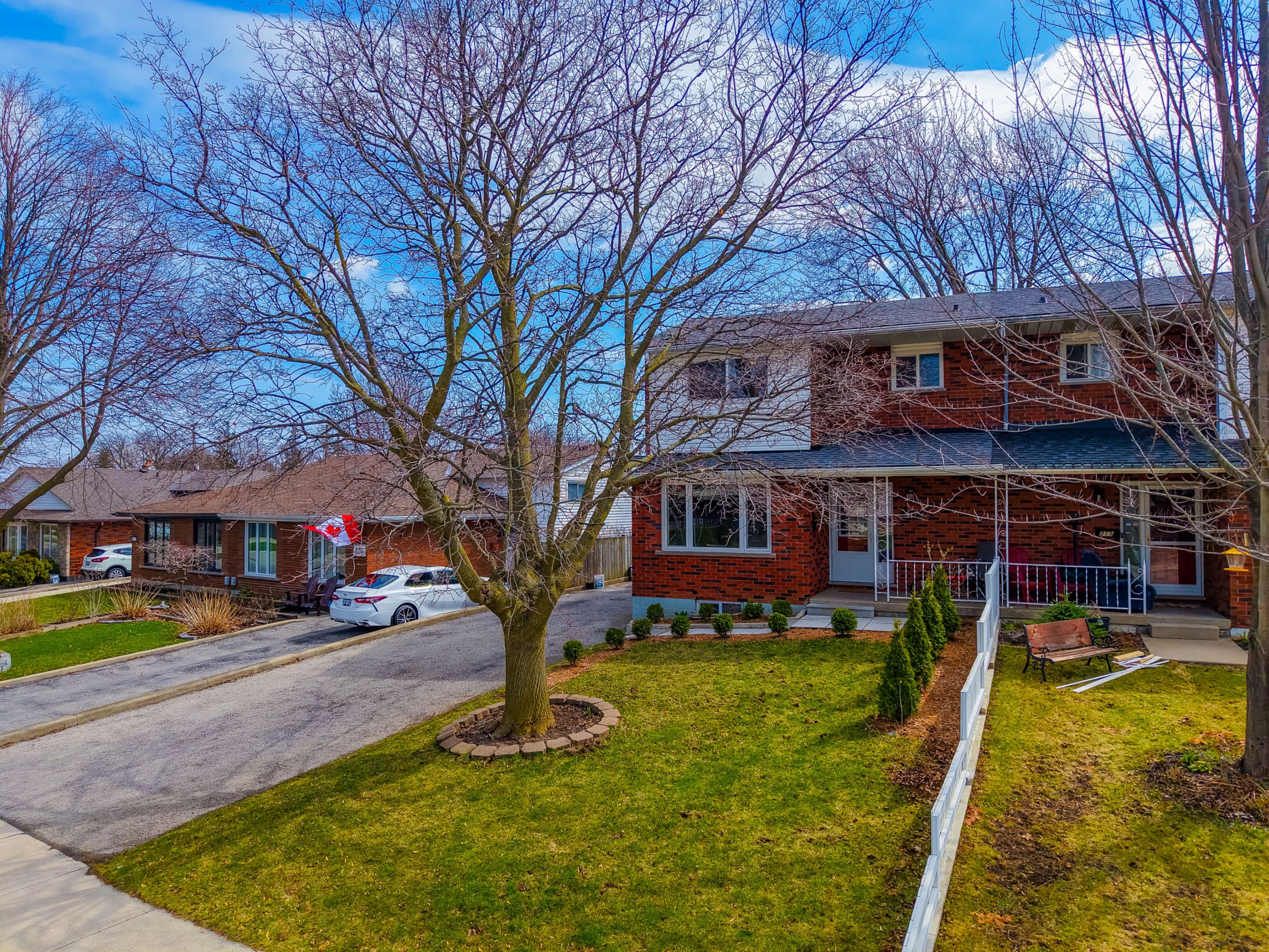 217 St Andrews Drive, Hamilton, ON L8K 5K2