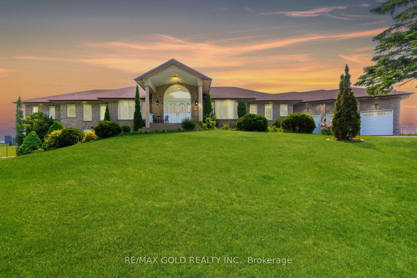 45 Humber Trail, Caledon, ON L7E 0B2