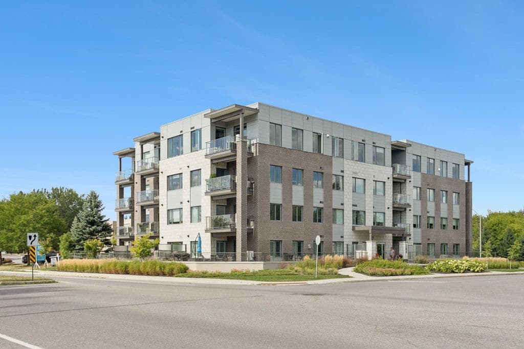 280 Herzberg Road 104, Kanata, ON K2K 0N8