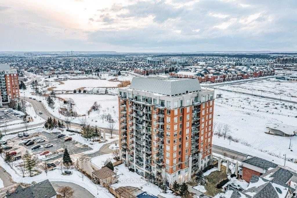 2365 CENTRAL PARK Drive 807, Oakville, ON L6H 0C7