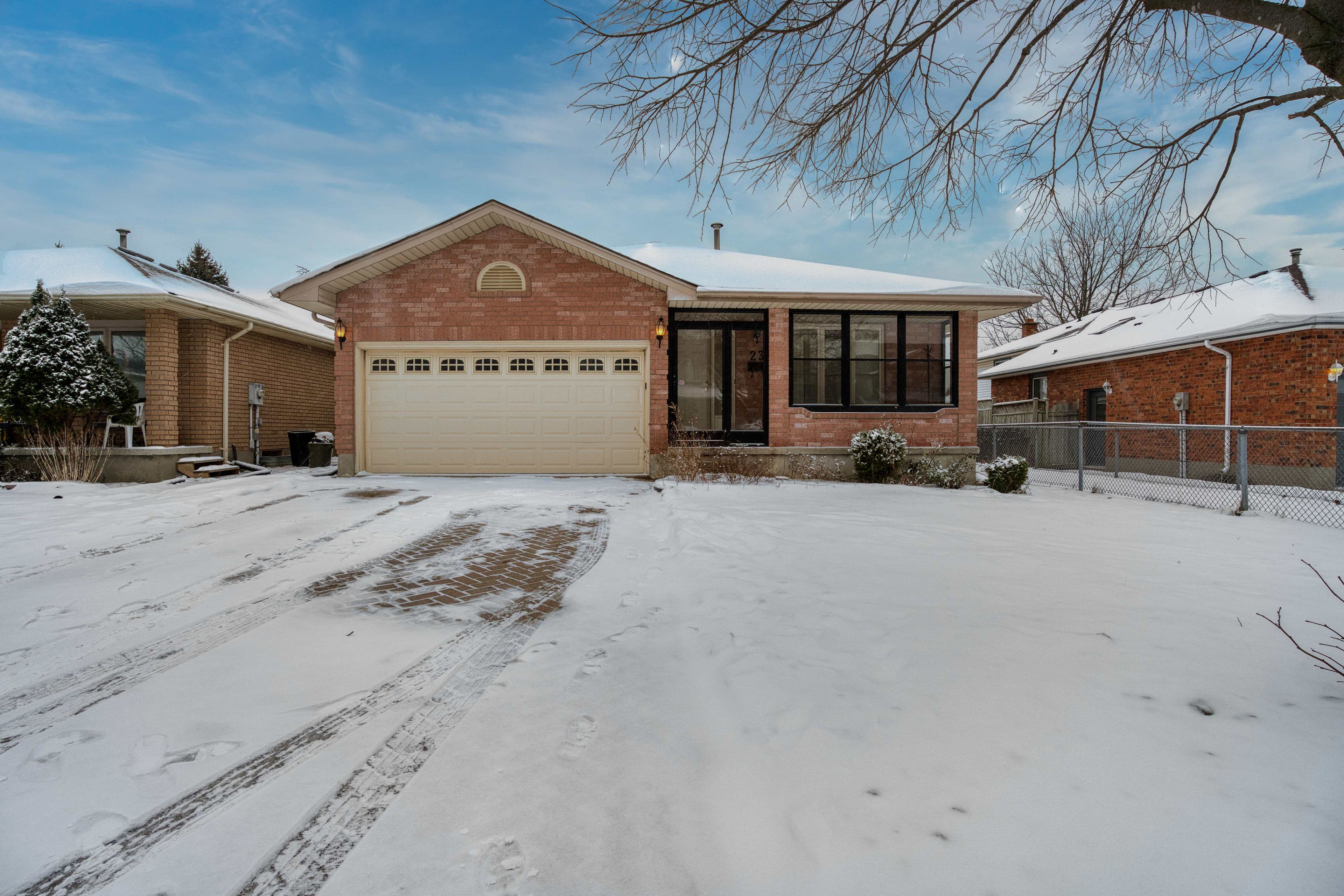 23 Josselyn Drive, London South, ON N6E 3S6