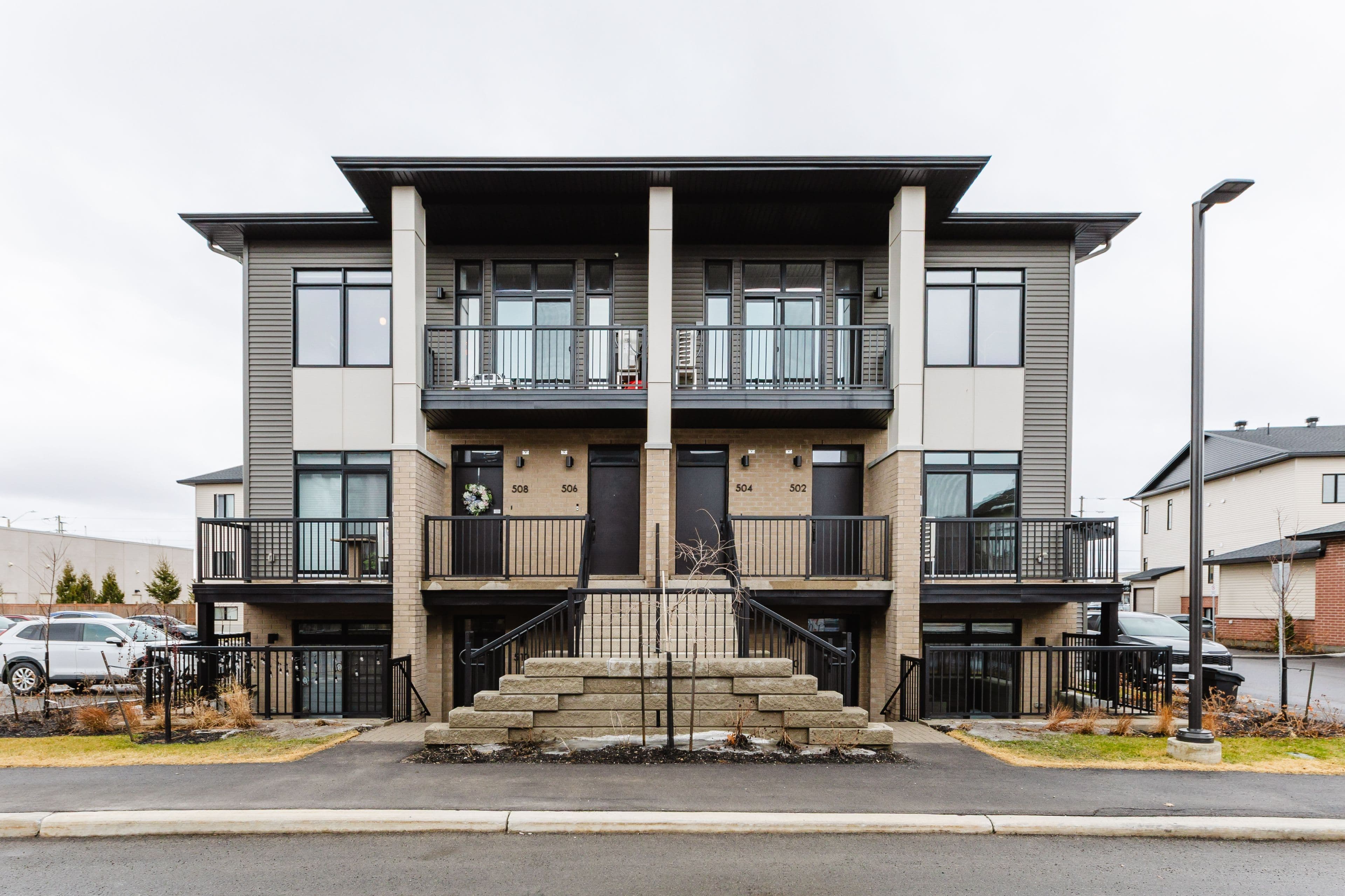 506 gravity Private, Leitrim, ON K1T 0Z5