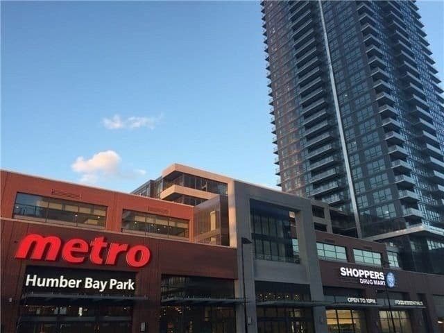 2200 Lakeshore Boulevard W 3004, Toronto W06, ON M8V 1A4