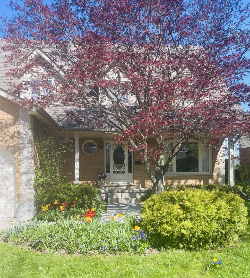 42 Hands Drive, Guelph, ON N1G 3H3