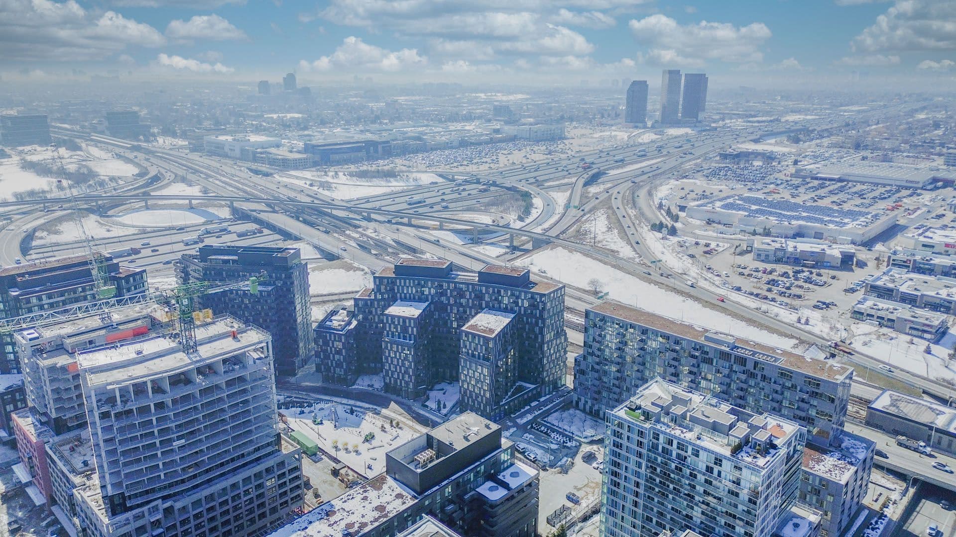 30 Tippett Road 1024, Toronto C06, ON M3H 0E3