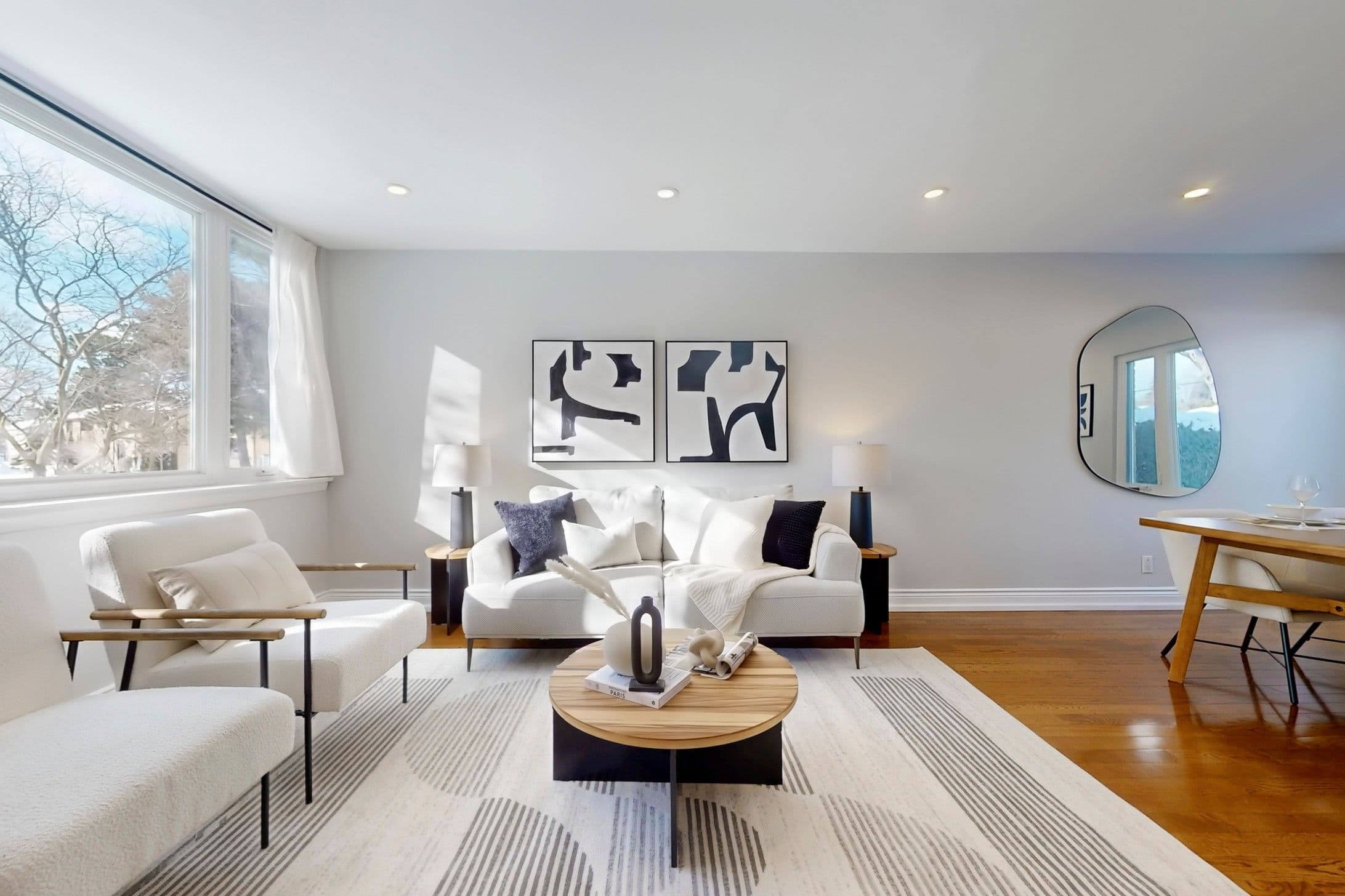 26 Balaby Crescent, Toronto C13, ON M3C 2B7