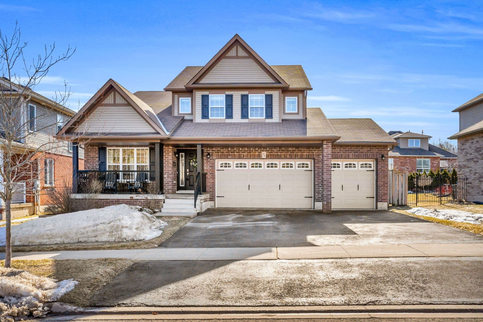 14 Sandringham Circle, Orangeville, ON L9W 0A5