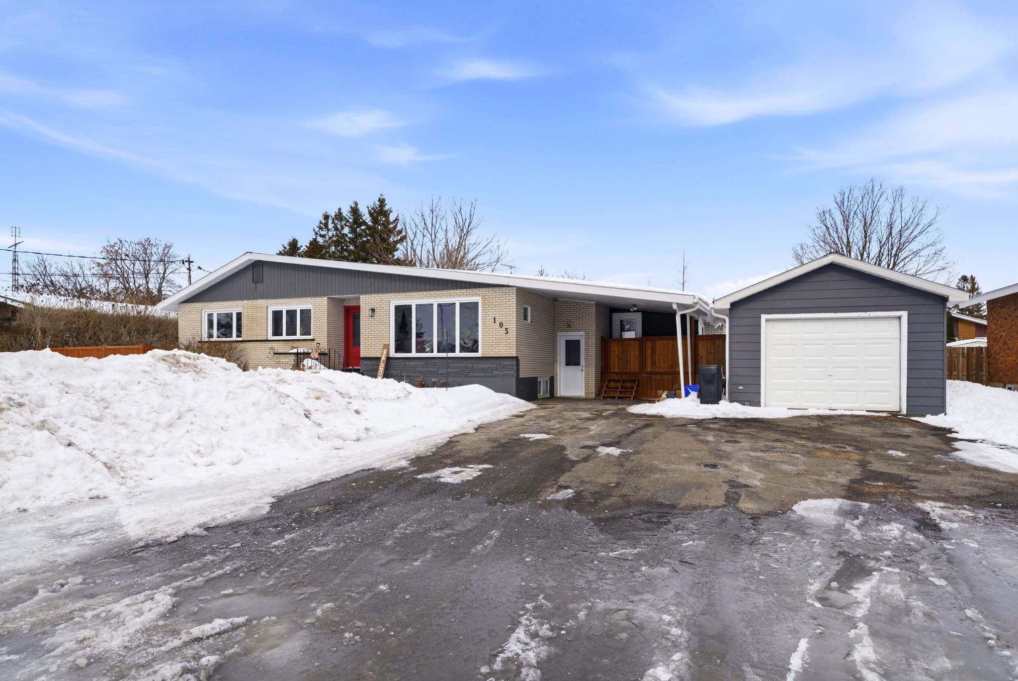 103 St. George Street W, North Glengarry, ON K0C 1A0