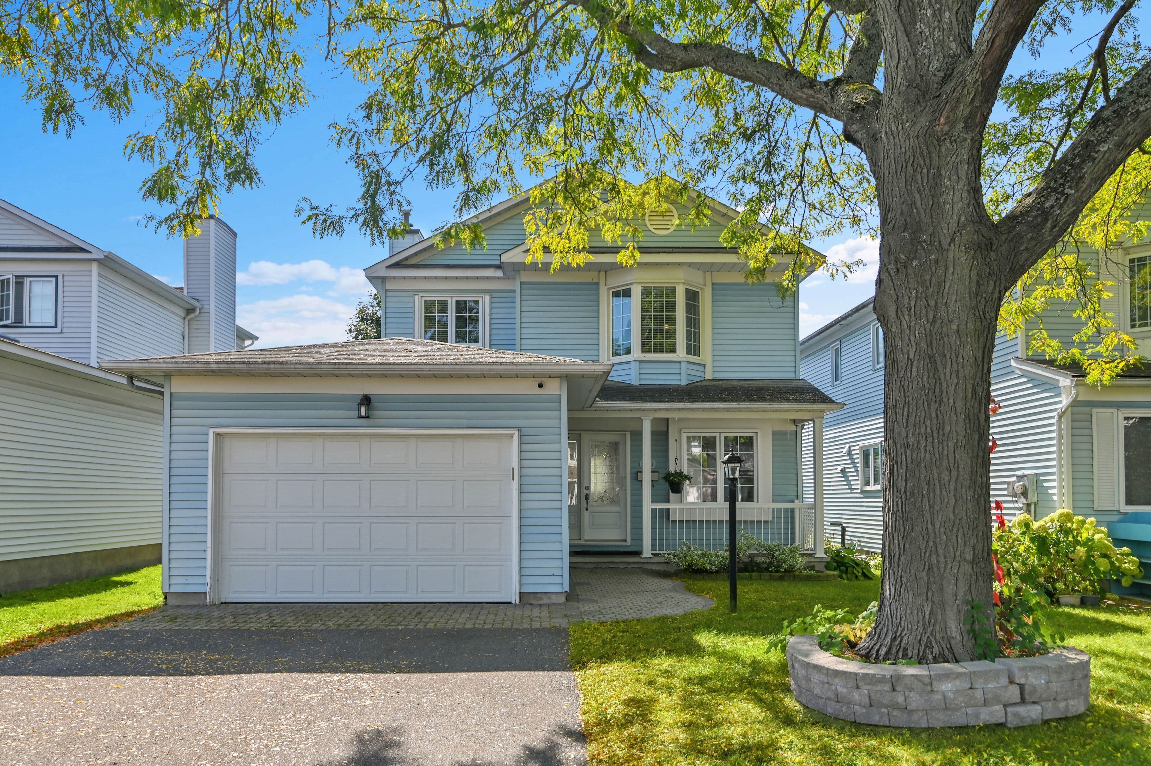 310 Mceachern Crescent, Orleans - Cumberland and Area, ON K1E 3K2