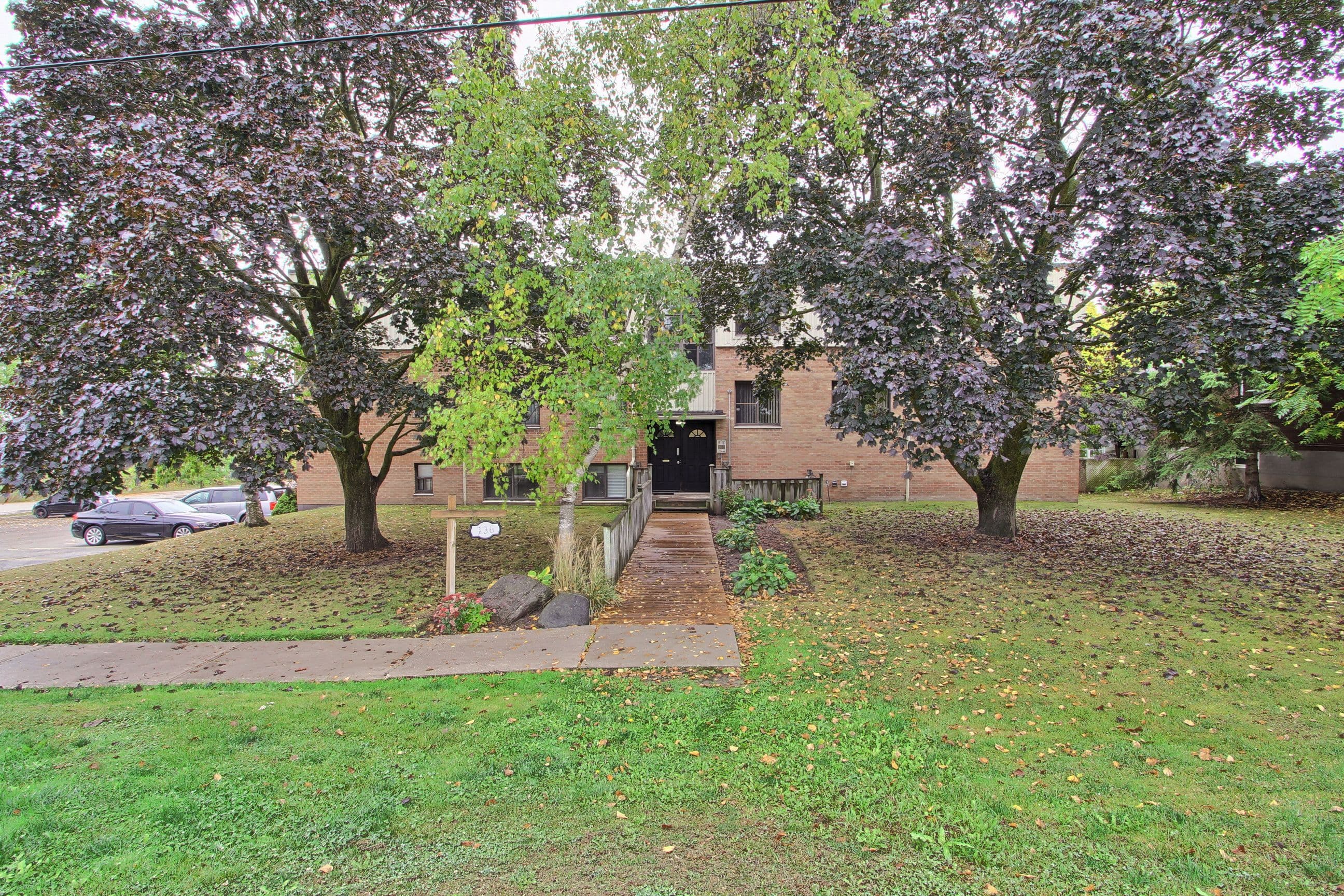 136 Scanlon Avenue 12, Bradford West Gwillimbury, ON L3Z 1G6