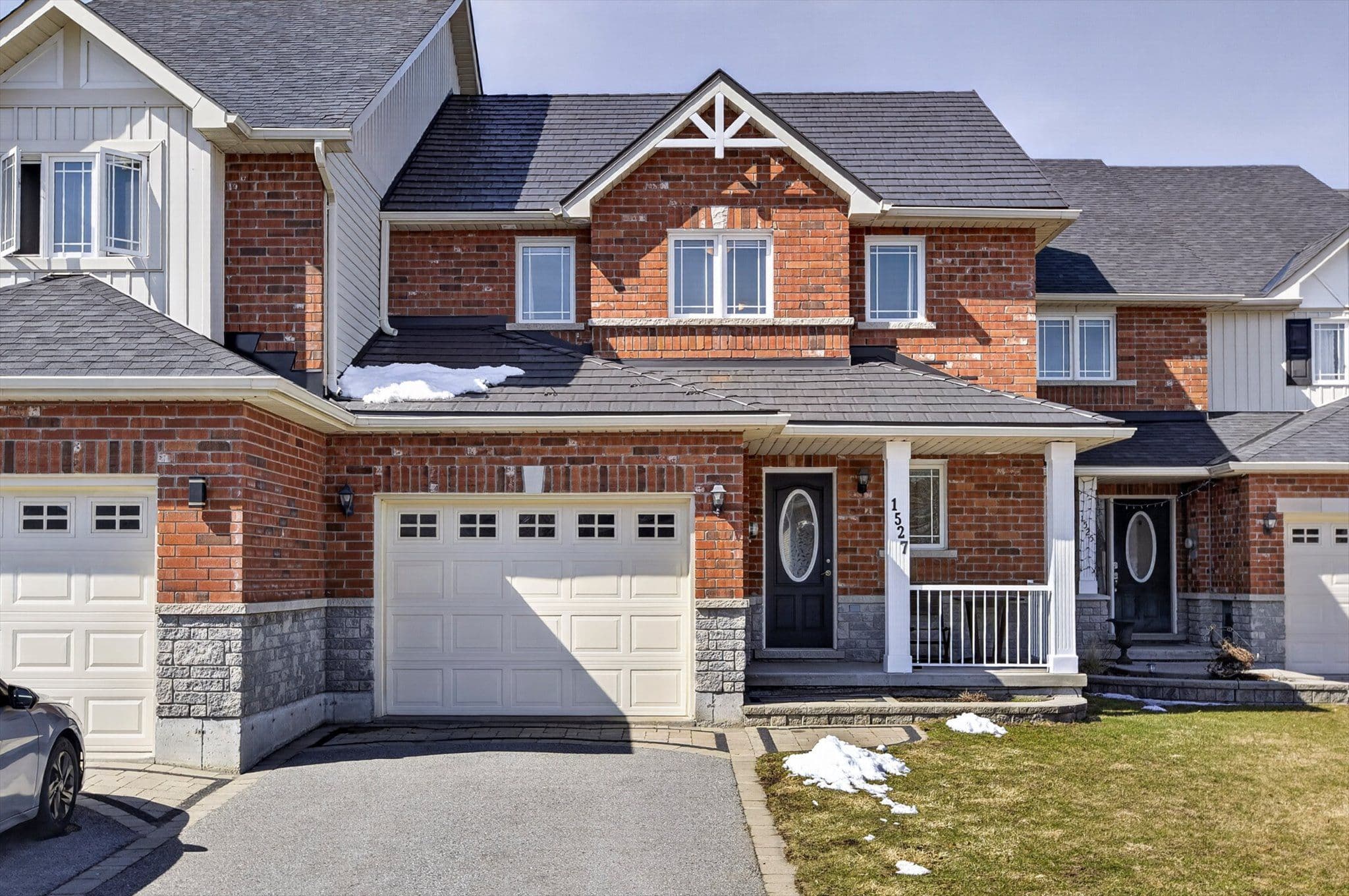 1527 Ireland Drive, Peterborough, ON K9K 2T3