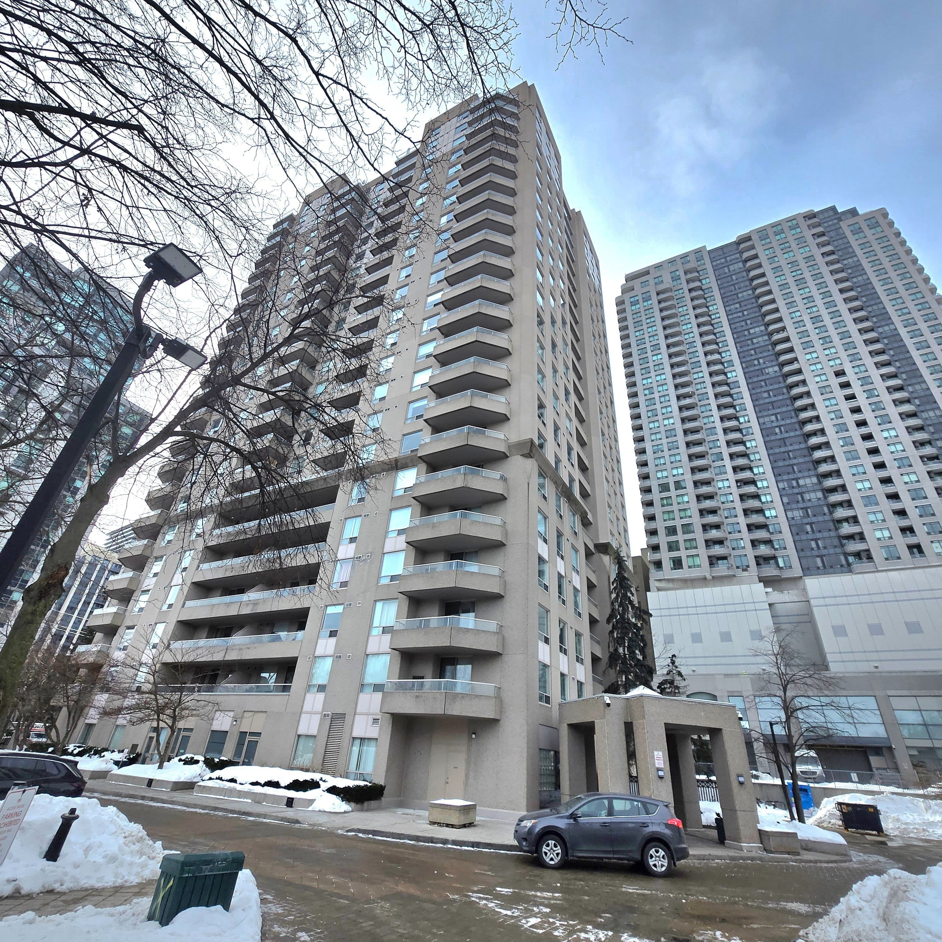 18 Hillcrest Avenue 1403, Toronto C14, ON M2N 6T5