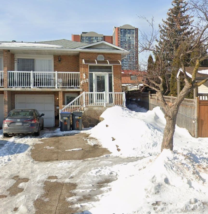 4142 Dursley Crescent upper, Mississauga, ON L4Z 1J7