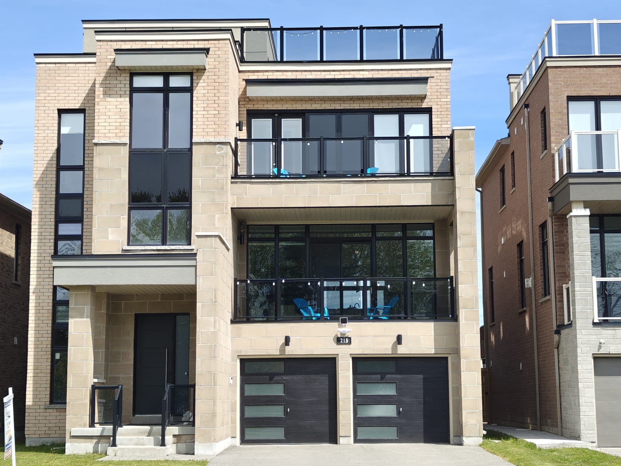 215 Port Darlington Road, Clarington, ON L1C 4A7