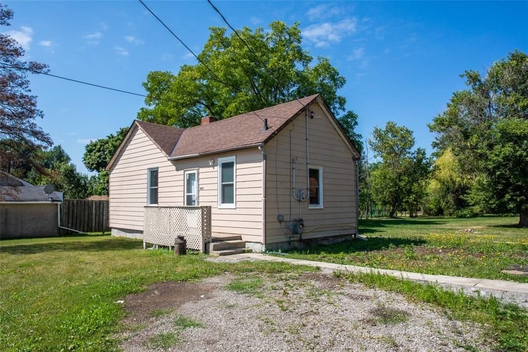 2712 Upper James Street, Hamilton, ON L0R 1W0