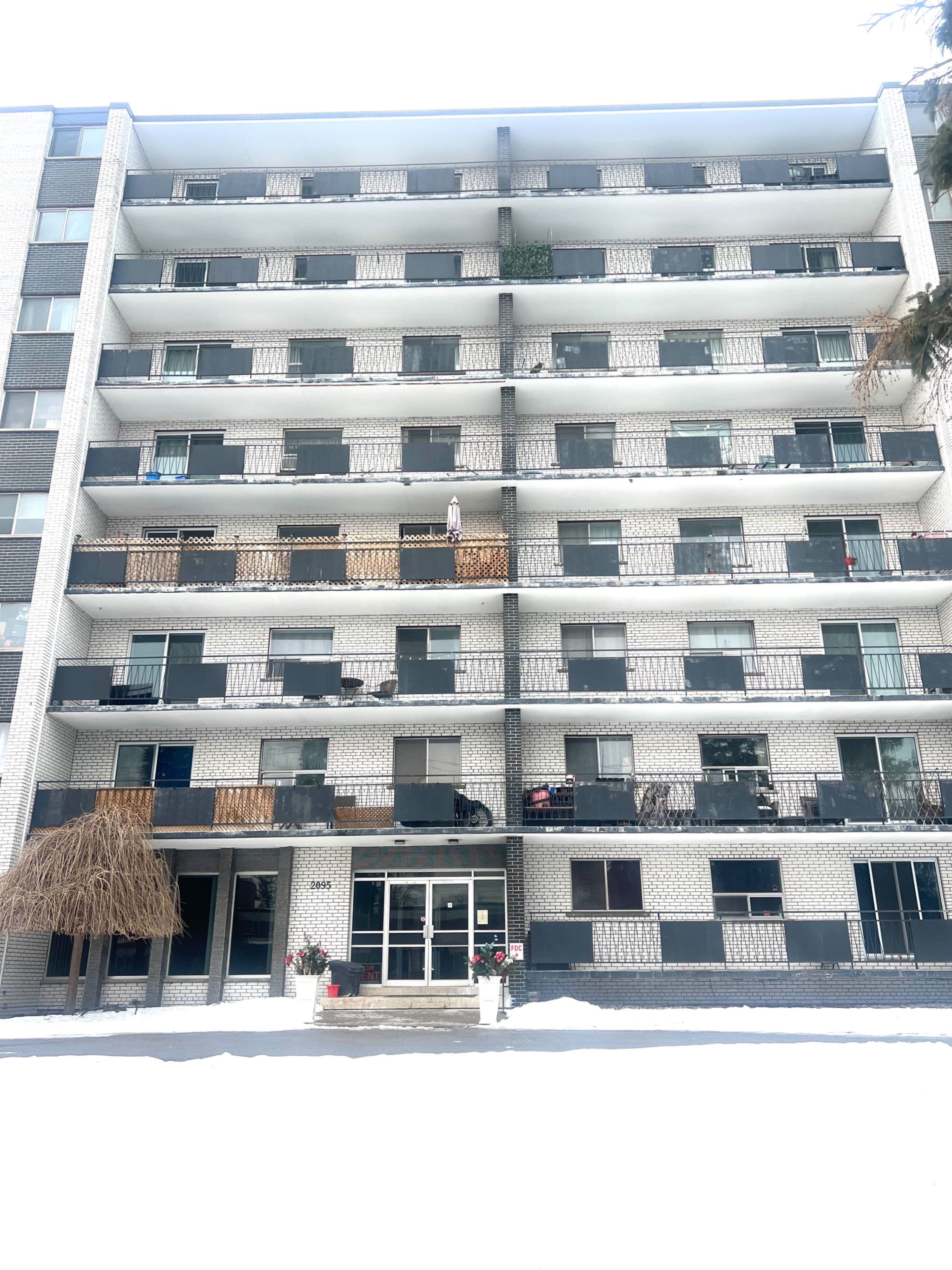 2095 Prospect Street 602, Burlington, ON L7R 1Z5