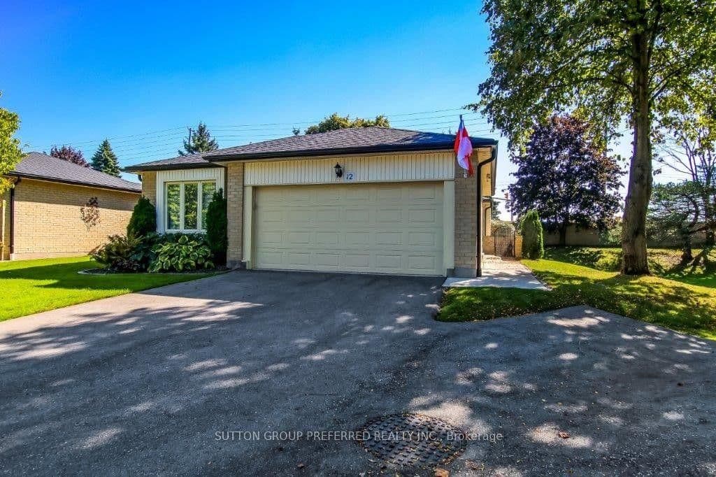 163 Pine Valley Drive 12, London South, ON N6J 4R1