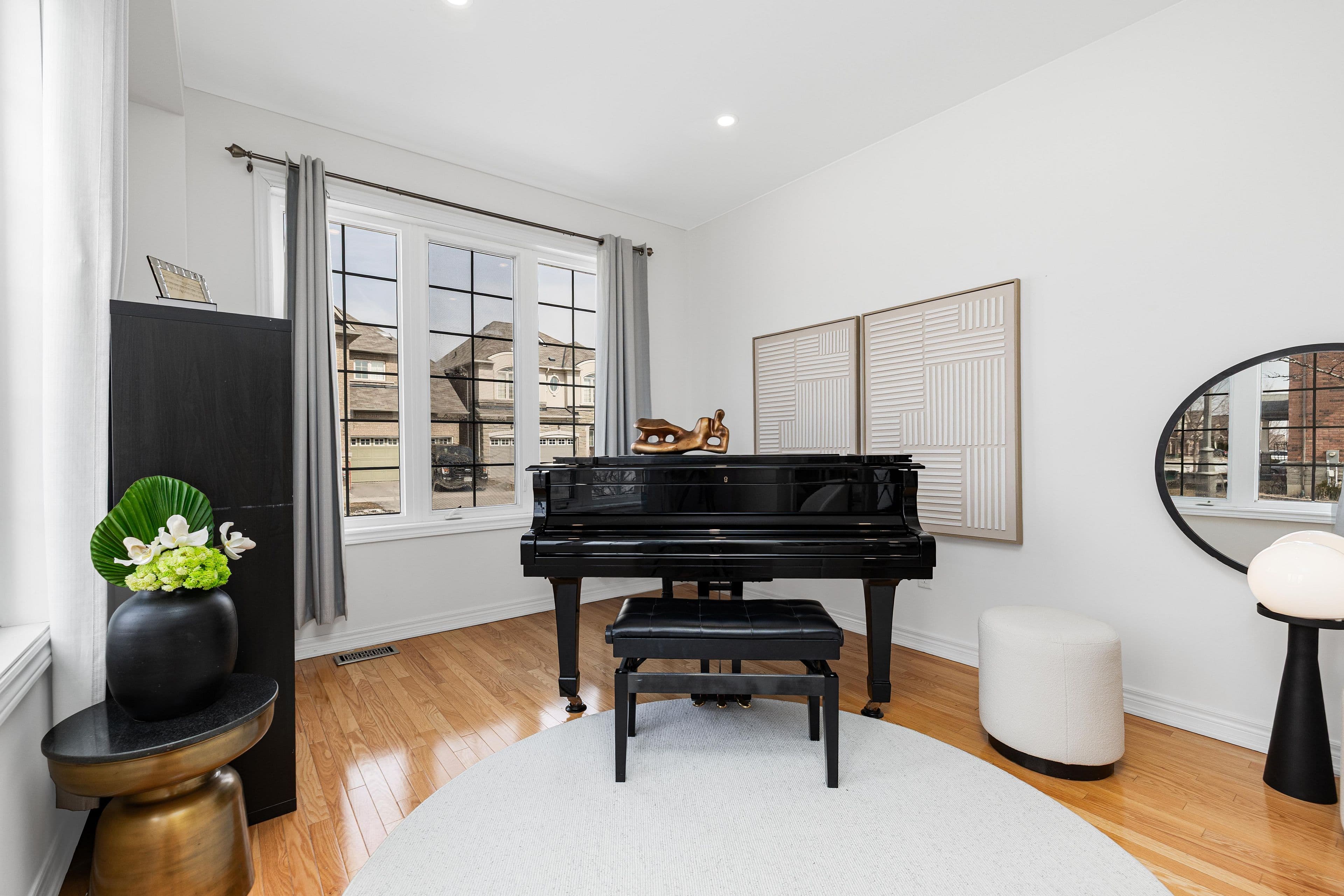 3 Mansard Drive, Richmond Hill, ON L4E 0L8