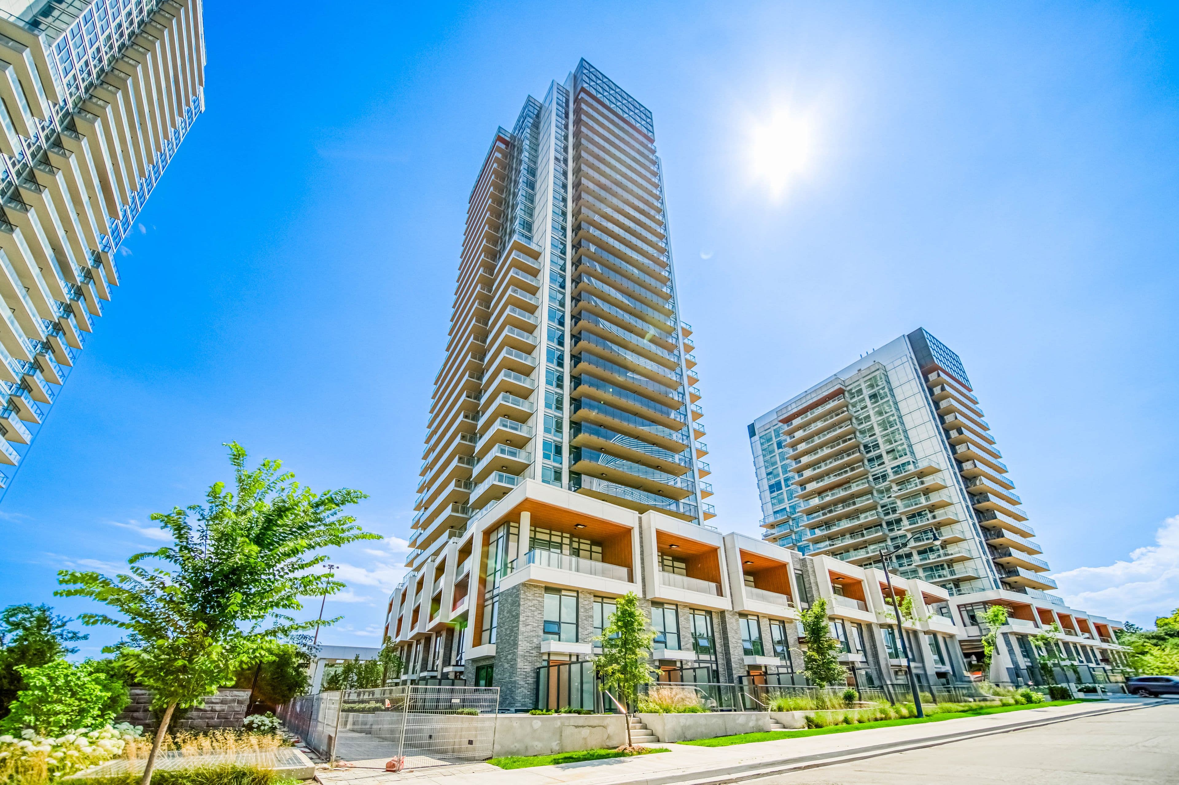 25 Mcmahon Drive 707, Toronto C15, ON M2K 0J1