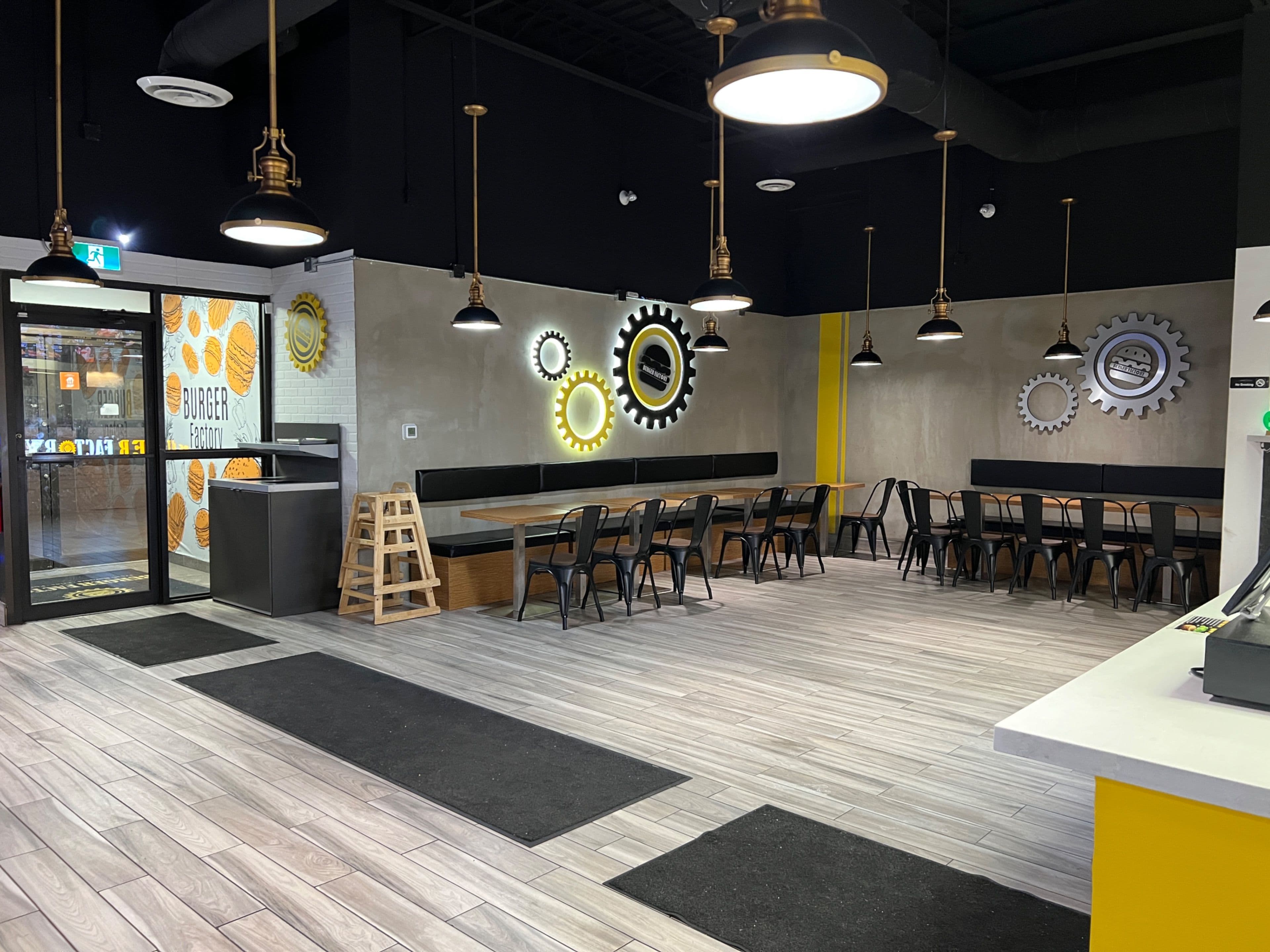 485 Silvercreek Parkway N 13, Guelph, ON N1H 7K5