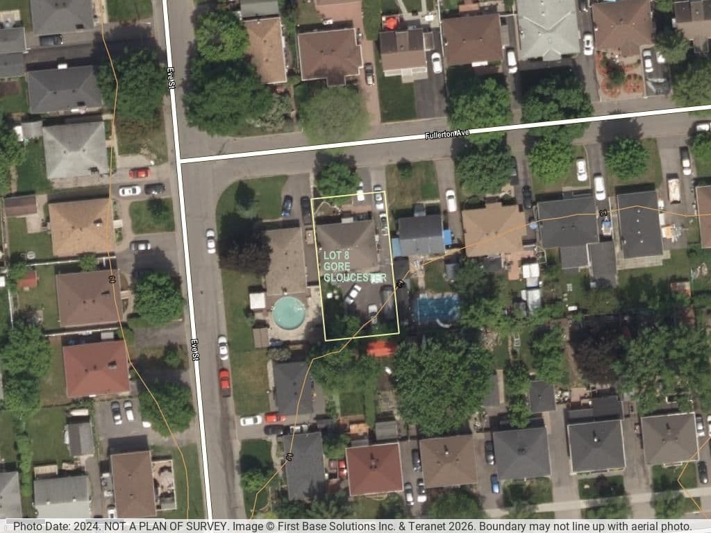320 Fullerton Avenue, Overbrook - Castleheights and Area, ON K1K 1K3