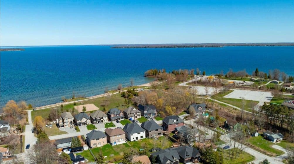 670 Park Road 2, Innisfil, ON L9S 0E8