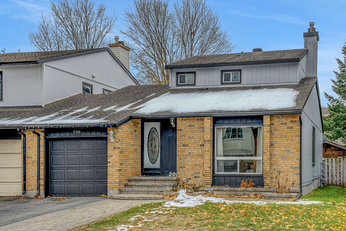 206 Sherway Drive, Barrhaven, ON K2J 2G6