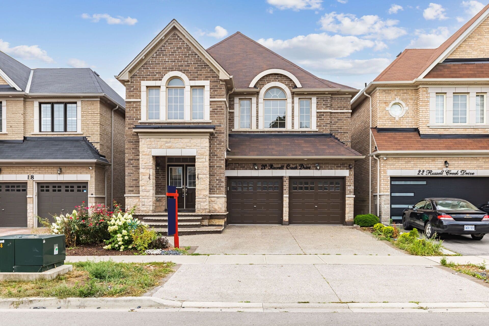 20 Russell Creek Drive, Brampton, ON L6R 3Y9