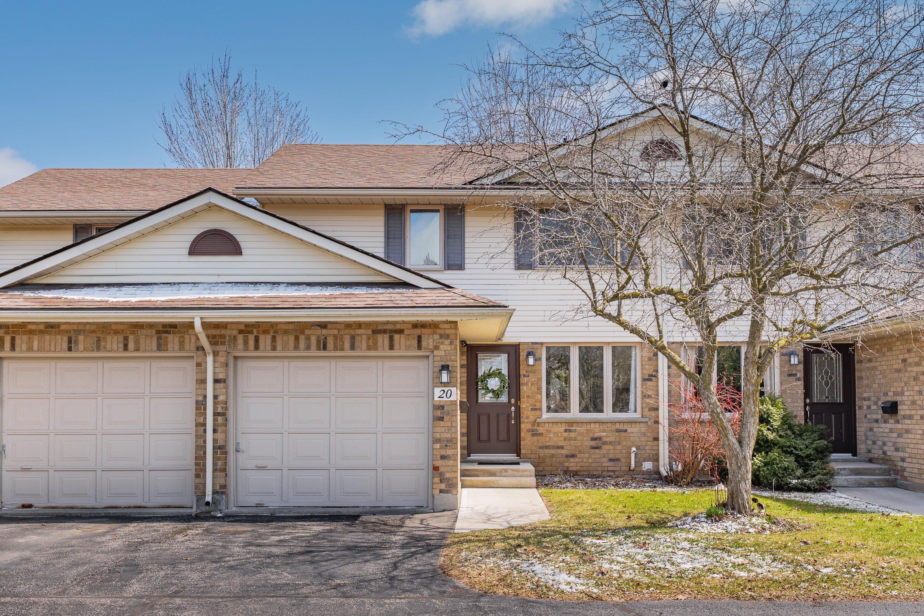 375 Kingscourt Drive 20, Waterloo, ON N2K 3N7