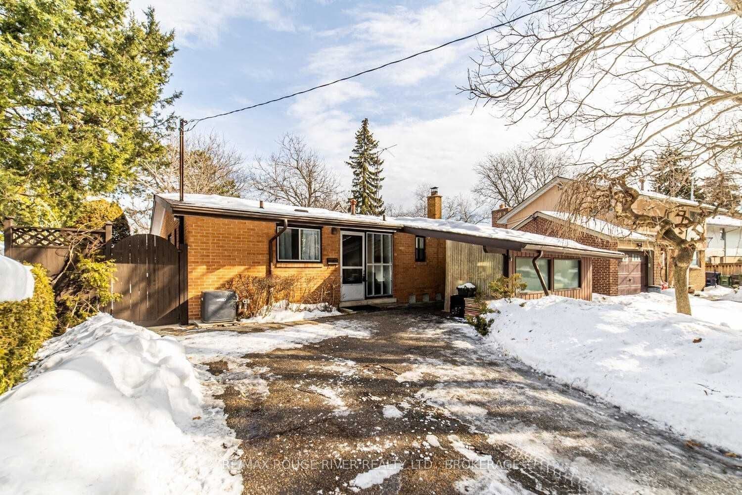 47 Munson Crescent, Toronto E09, ON M1P 3M8