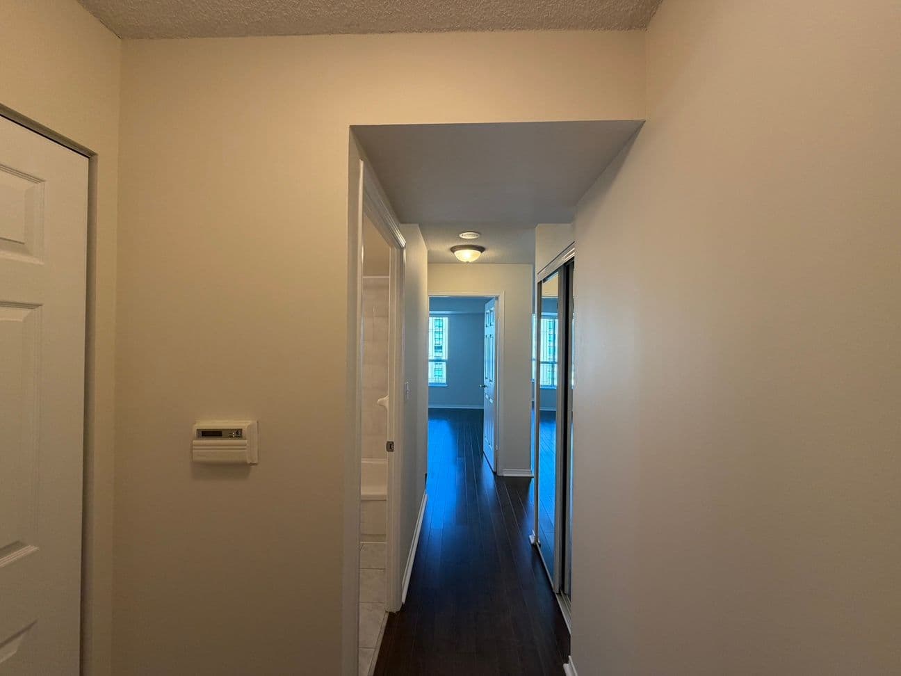 29 Pemberton Avenue 1106, Toronto C14, ON M2M 4L5