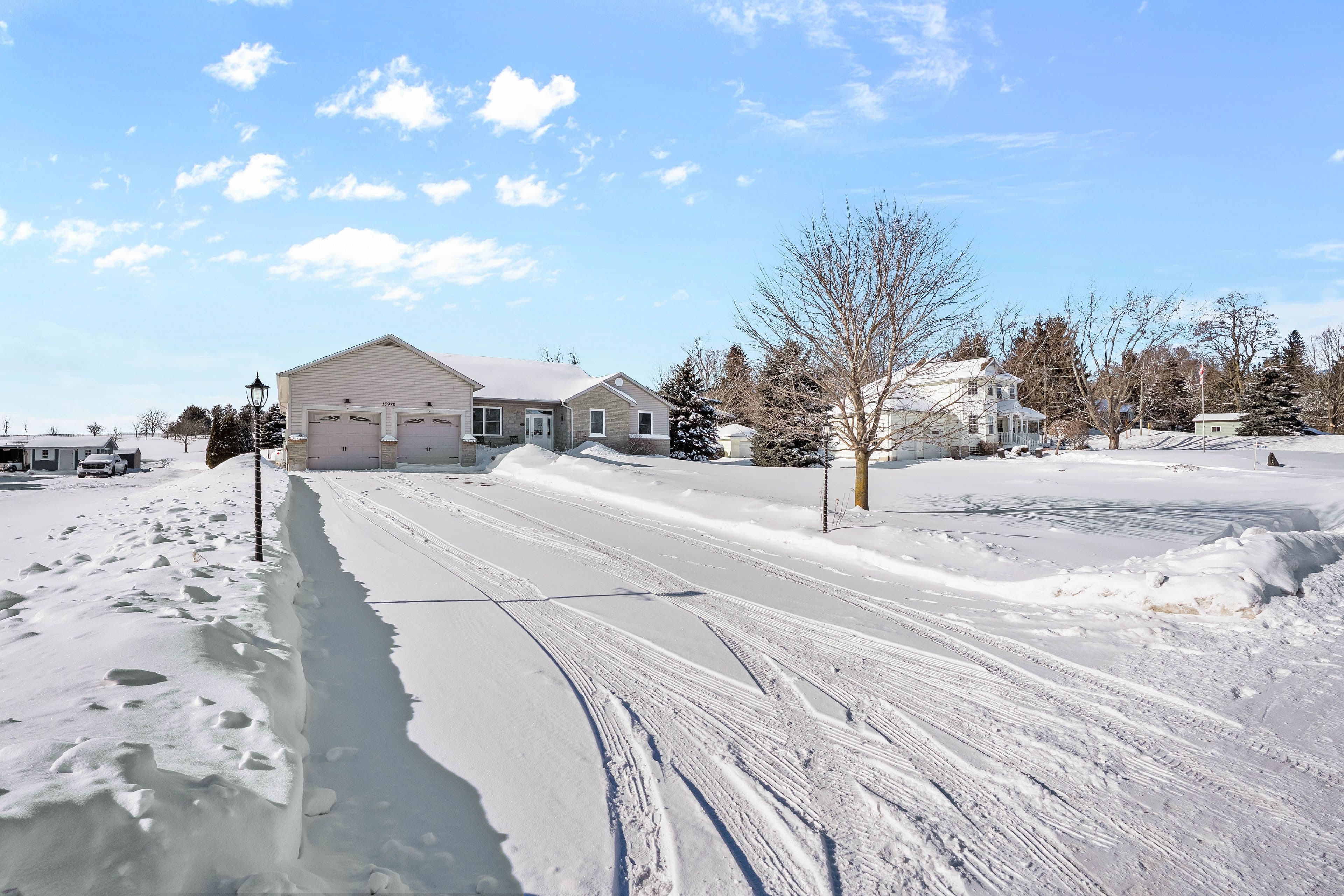 15970 Marsh Hill Road, Scugog, ON L9L 1Y9