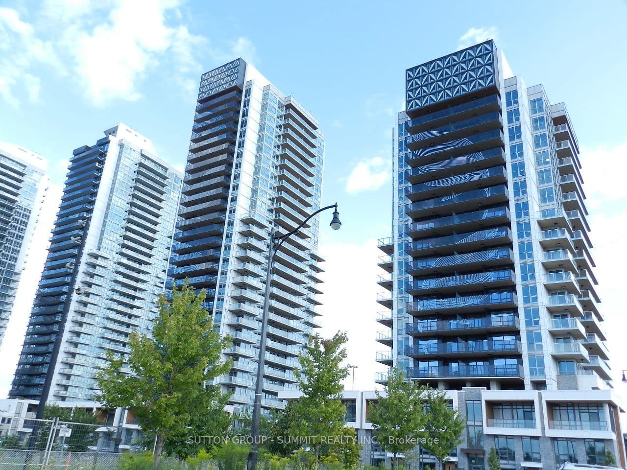 25 McMahon Avenue 1908, Toronto C15, ON M2K 0J1