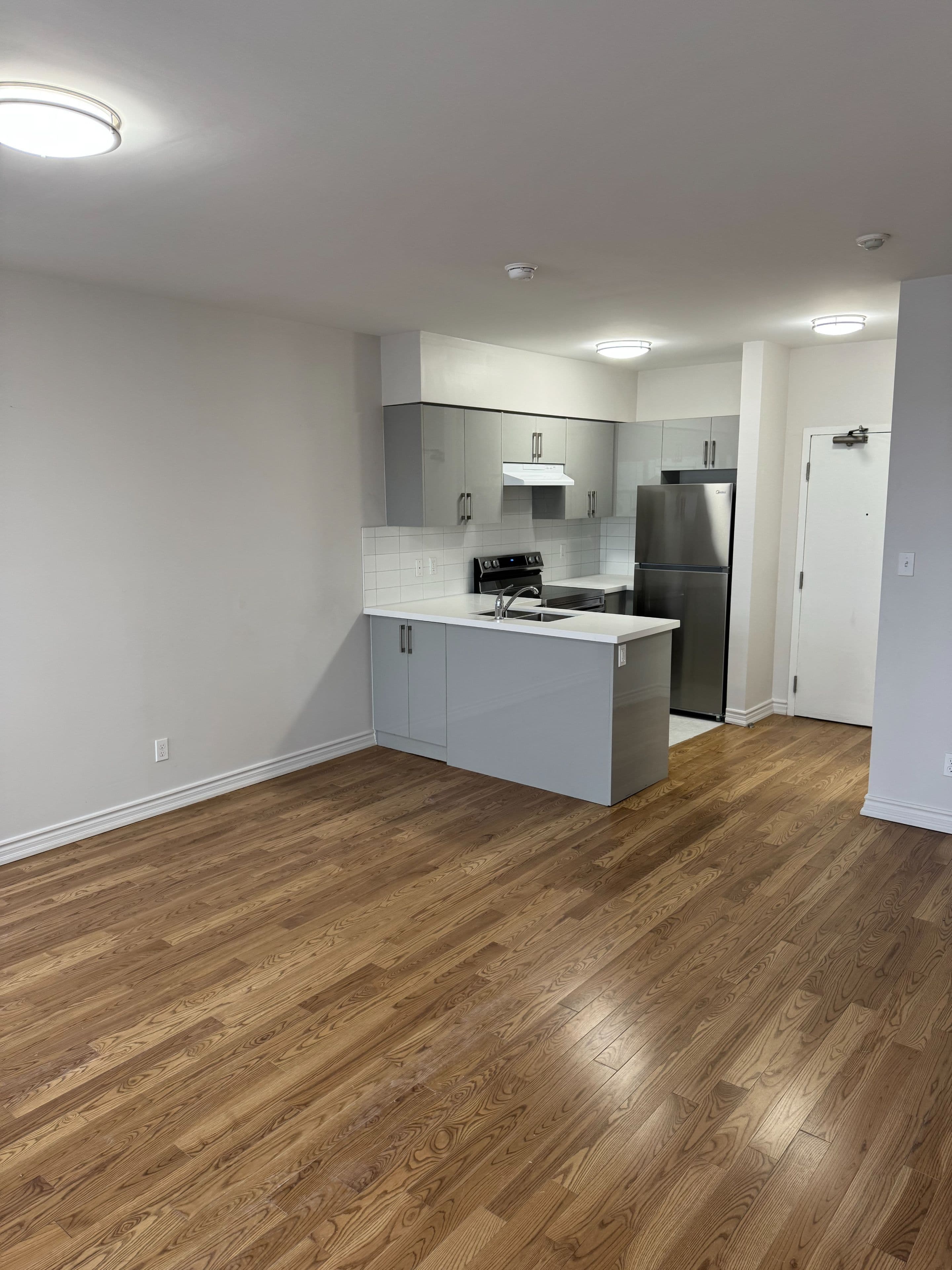 2831 Kingston Road A1, Toronto E08, ON M1M 1N2