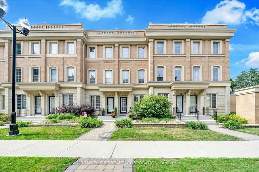 60 Hargrave Lane 10, Toronto C12, ON M4N 0A4