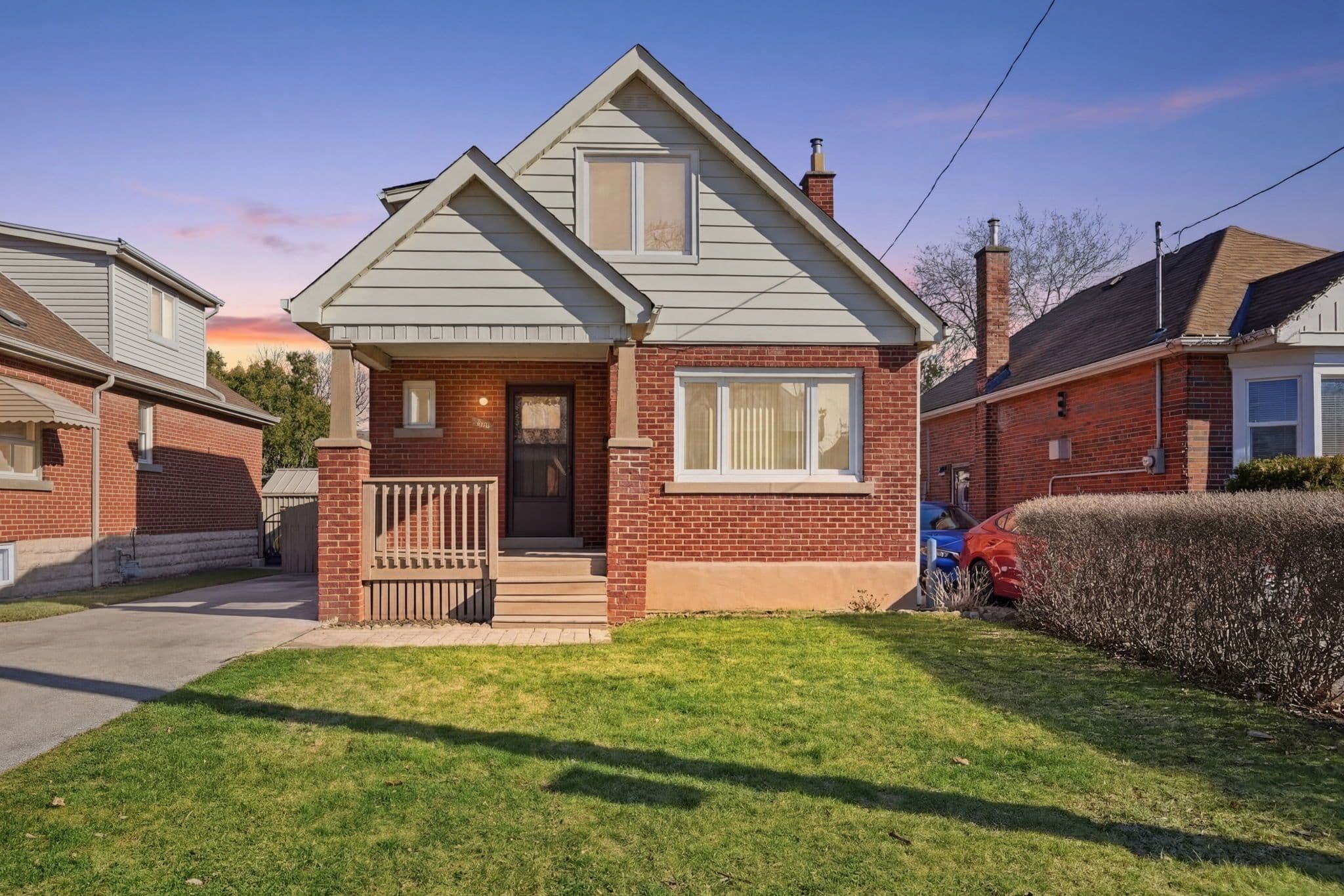 71 Weir Street S, Hamilton, ON L8K 3A5