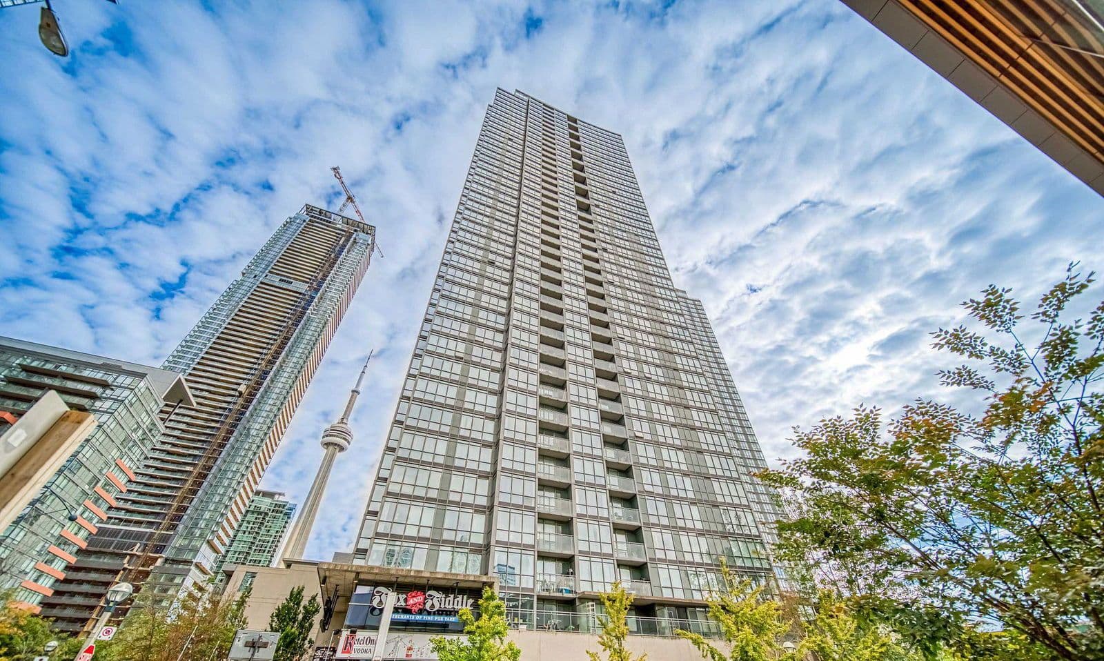 15 Fort York Boulevard 3006, Toronto C01, ON M5V 3Y4