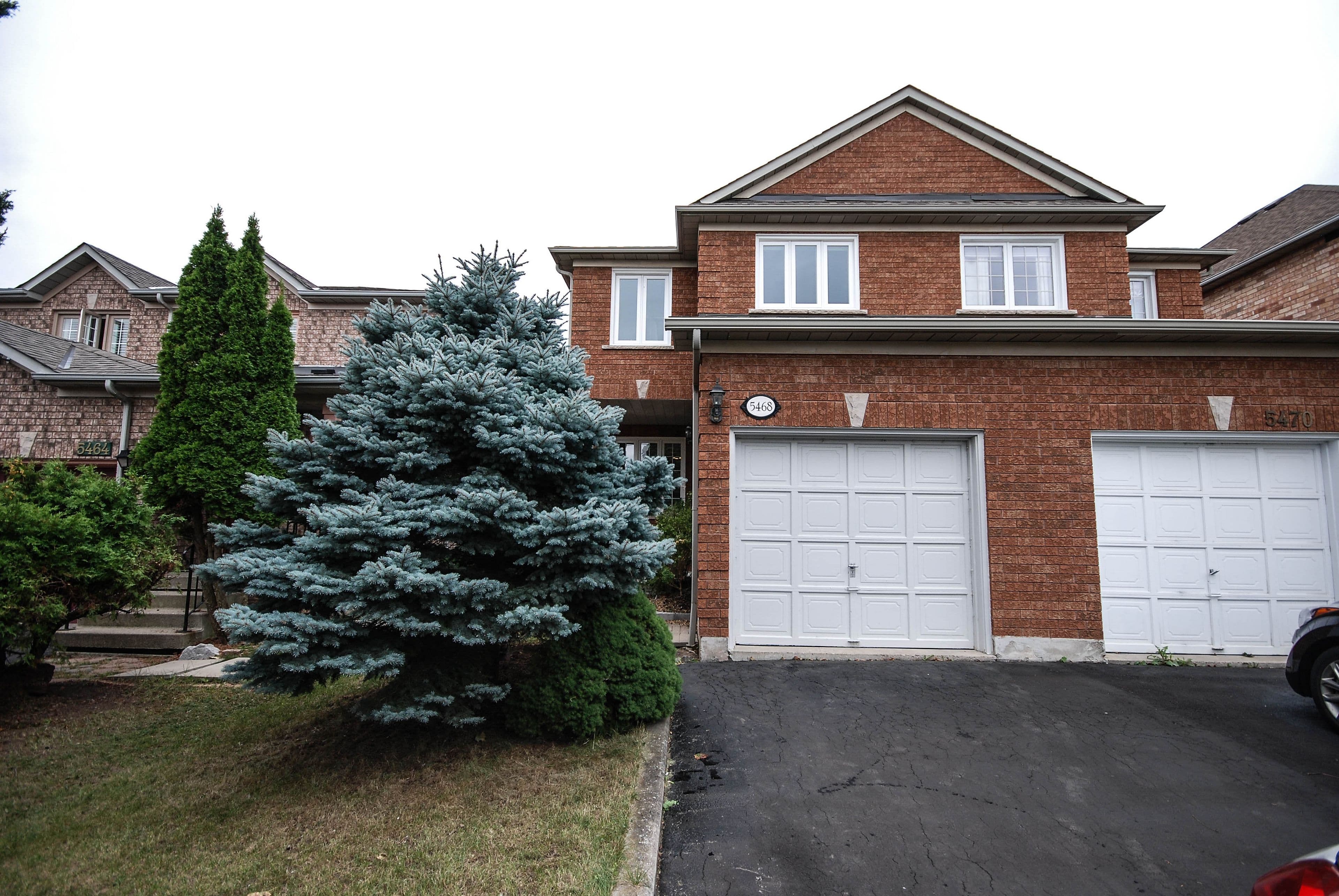 5468 Palmerston Crescent, Mississauga, ON L5M 5Z8