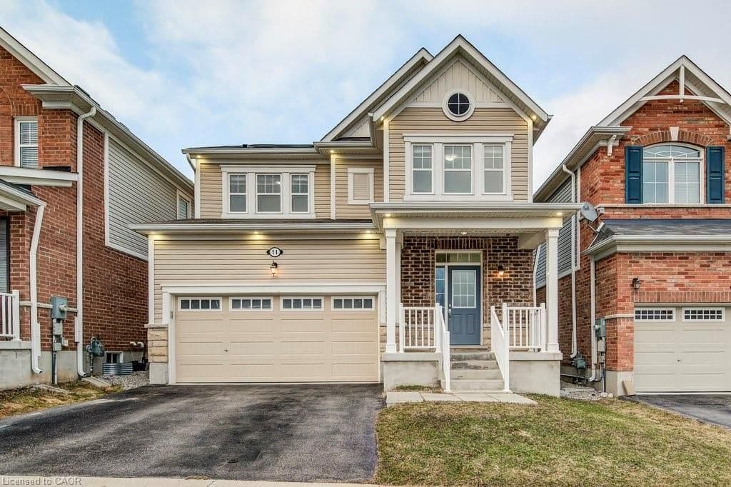 11 Compass Trail, Cambridge, ON N3E 0B7